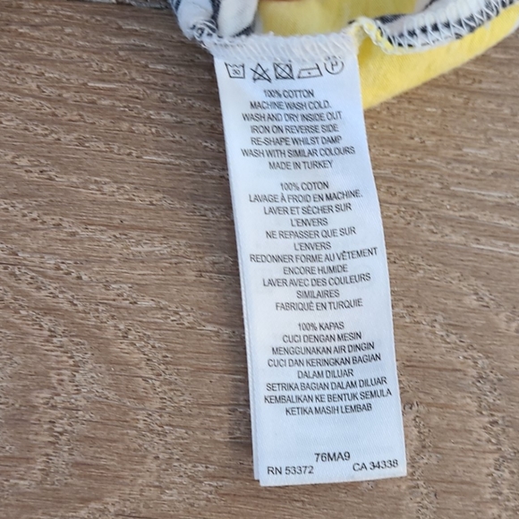 Floral French Connection T-shirt 💛 - Picture 5 of 7